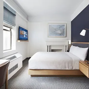 Отель Club Quarters Times Square,