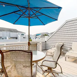 Hidden Harbour Apartment