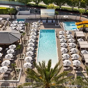 https://hotel-irvine.topanaheimhotels.com