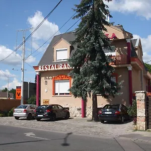 Attila 2*, Budapešť Maďarsko
